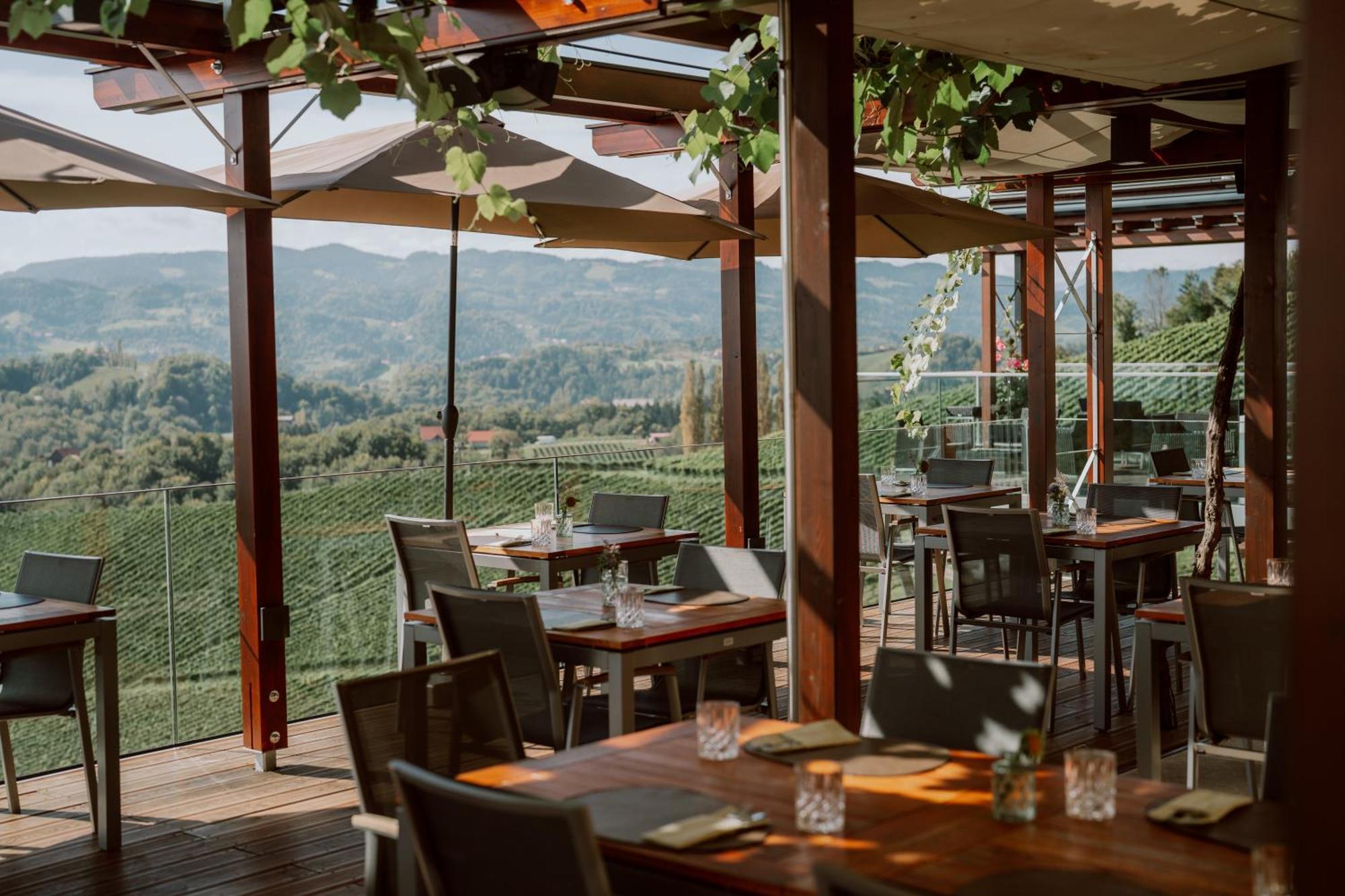 Hotel Mahorko Wein Wellness Wasserbueffel Glanz an der Weinstraße Exteriér fotografie